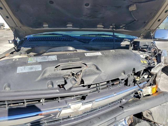 Chevrolet Silverado K1500 Heavy Duty Image 6