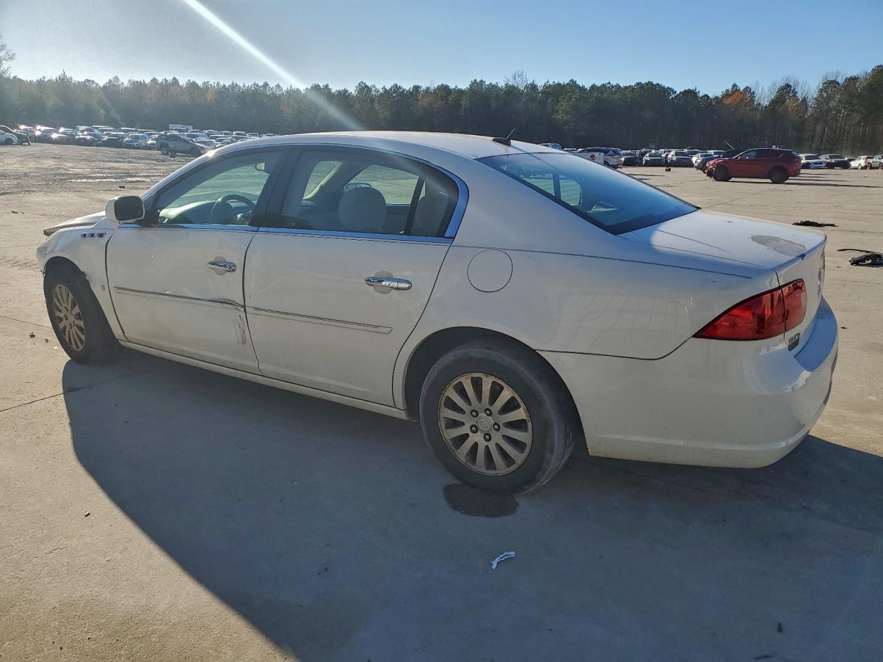 Buick Lucerne Cx Image 4