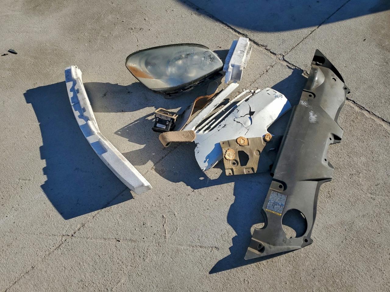 Buick Lucerne Cx Image 12