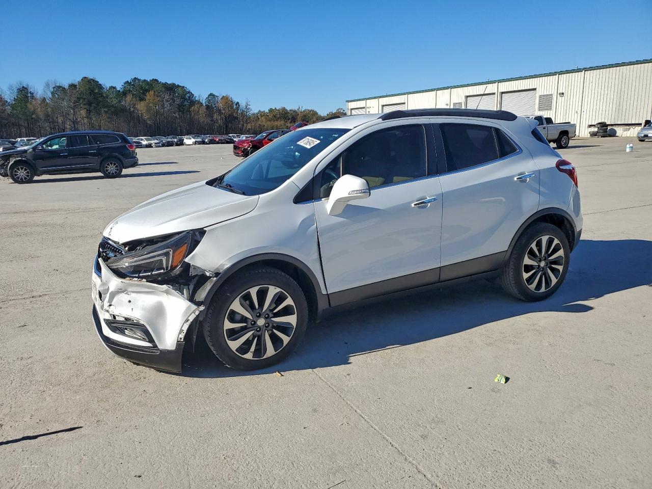 Buick Encore Essence Image 1