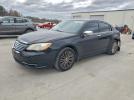 Chrysler 200 Limited Image 1