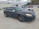 Chrysler 200 Limited Image 6