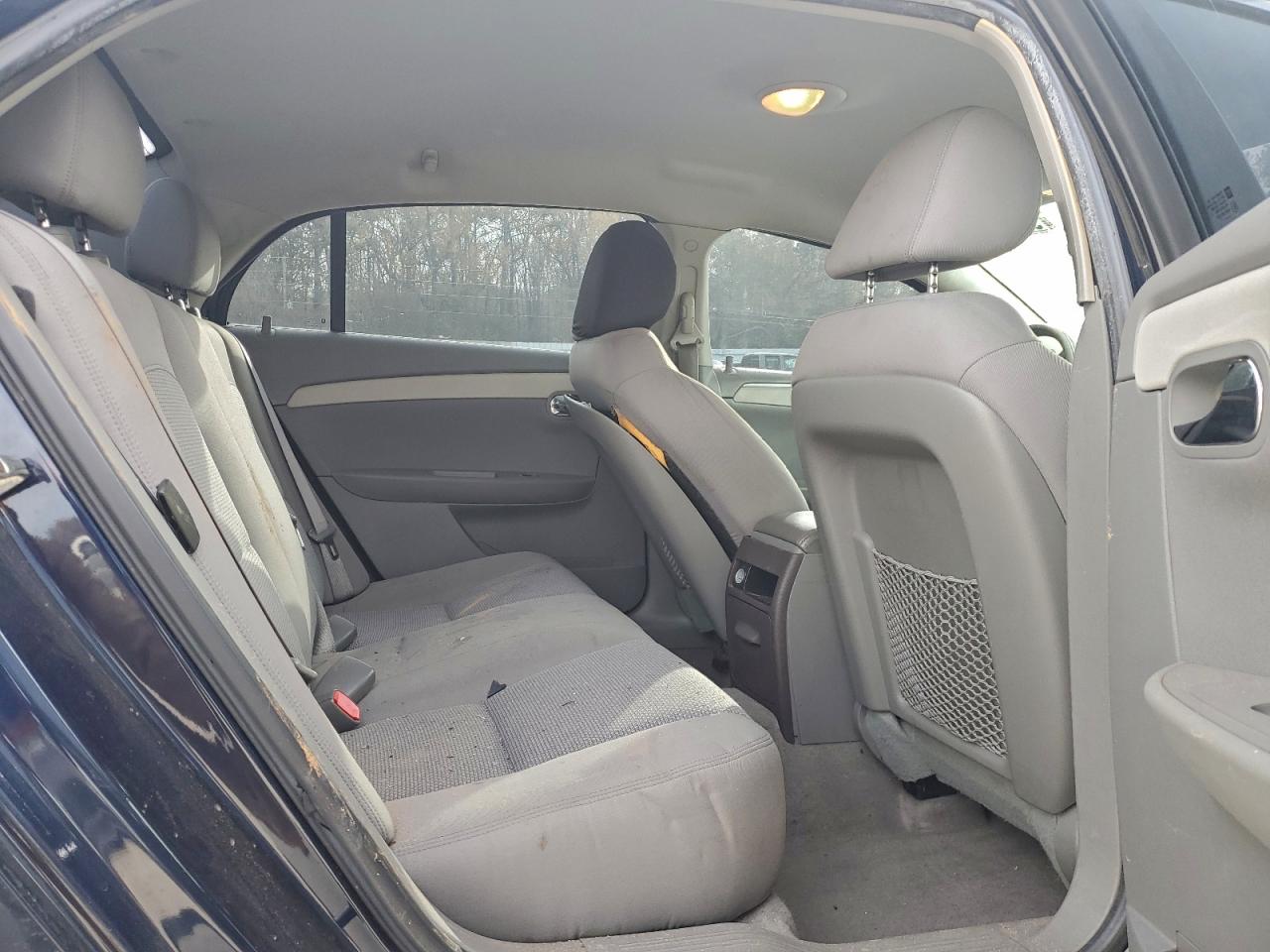 Chevrolet Malibu Ls Image 3