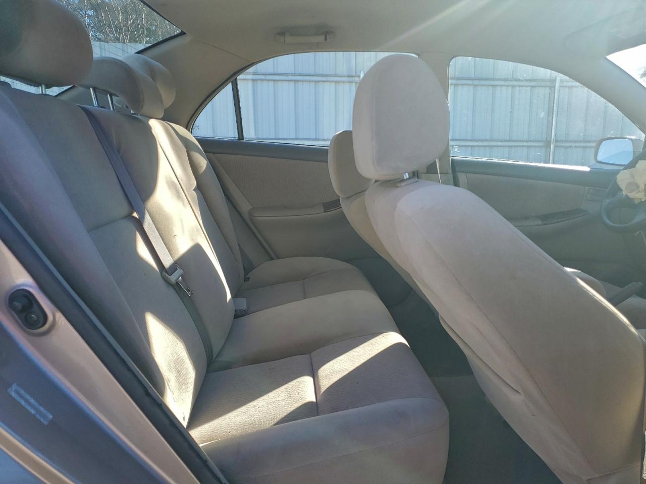 Toyota Corolla Ce Image 11