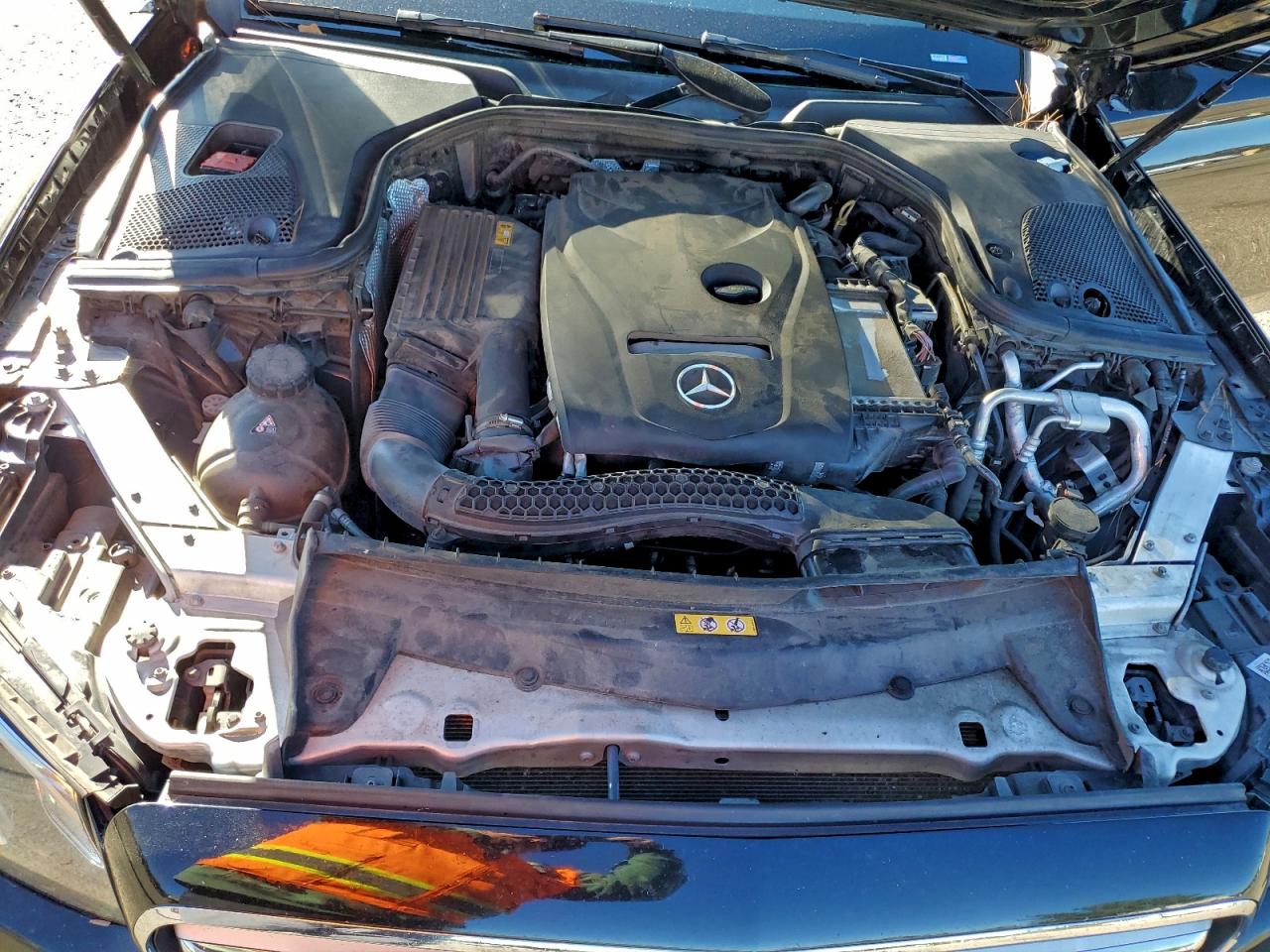 Mercedes-Benz E-Class 300 Image 11