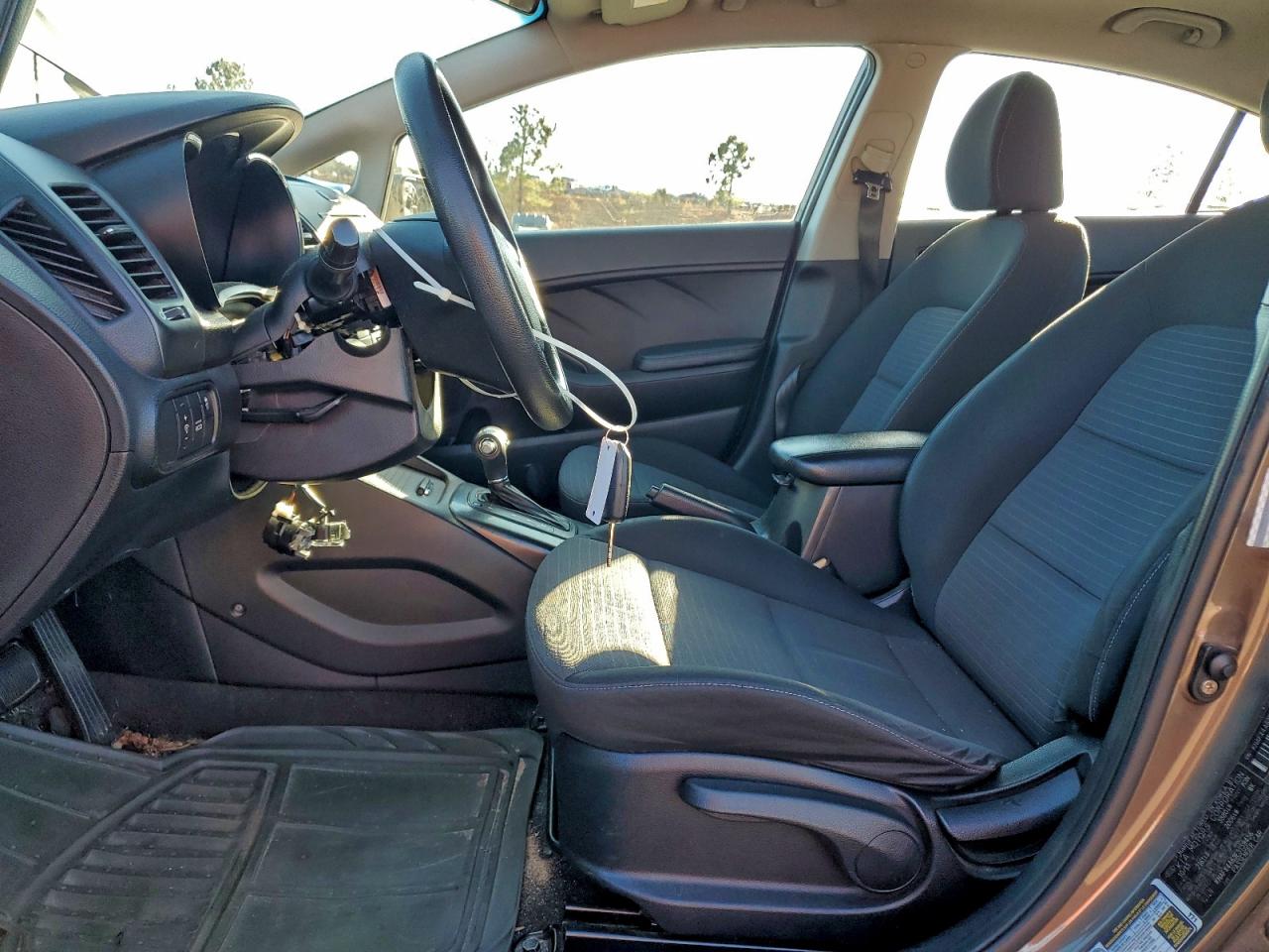 Kia Forte Lx Image 5