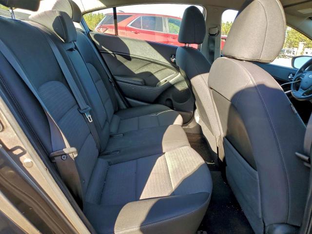 Kia Forte Lx Image 3