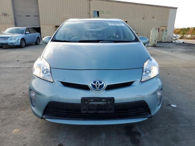 Toyota Prius Image 8
