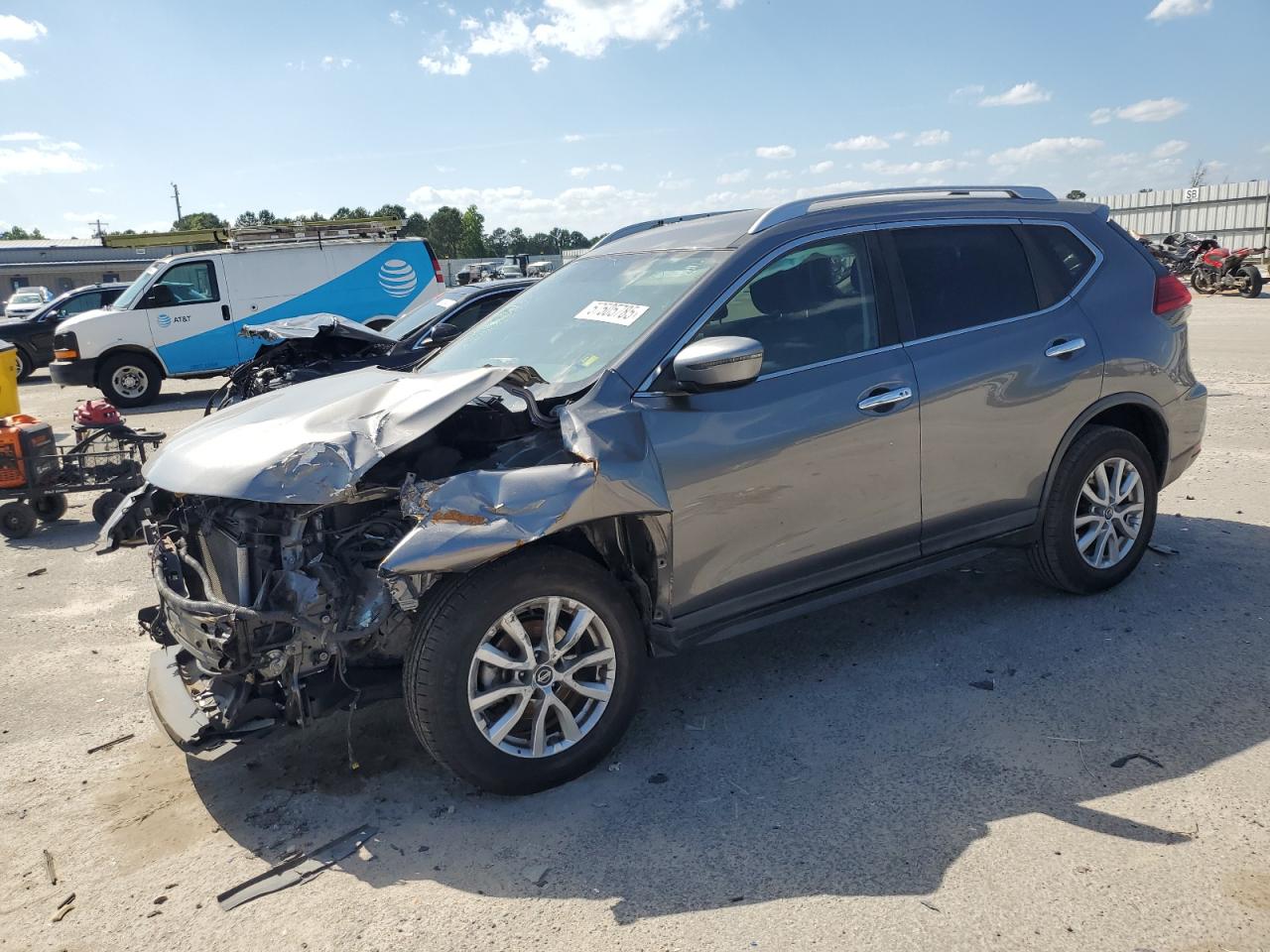 Nissan Rogue S Image 1