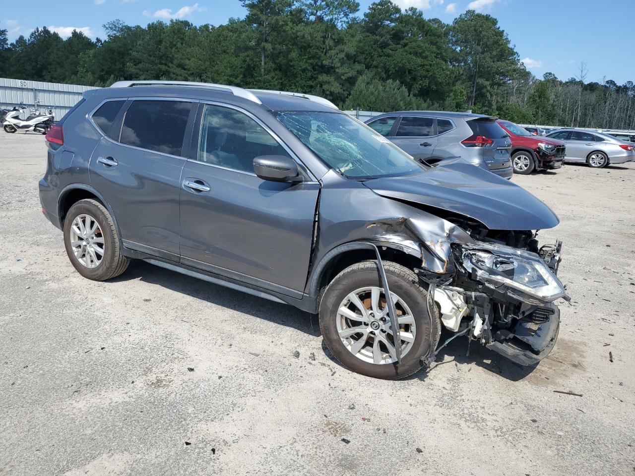 Nissan Rogue S Image 5