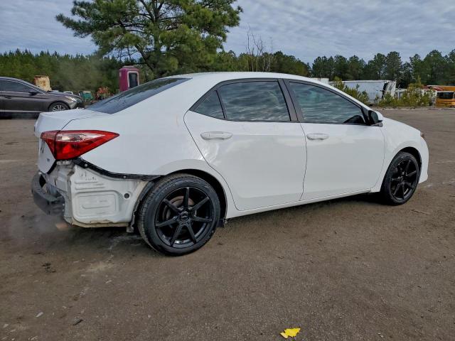 Toyota Corolla L Image 9