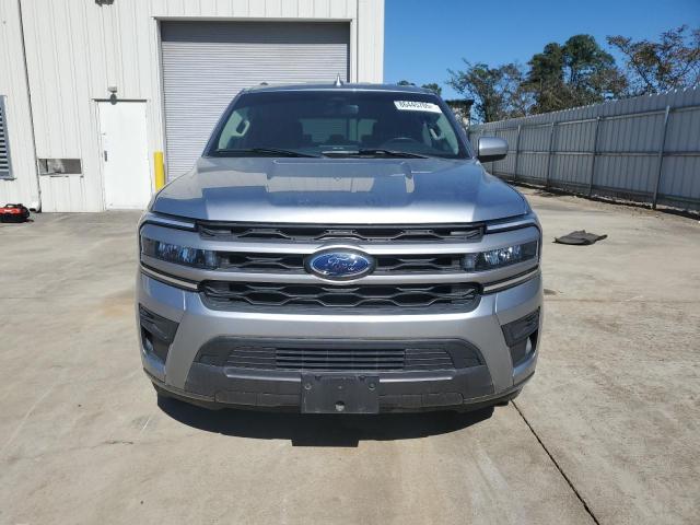 Ford Expedition Xlt Image 11