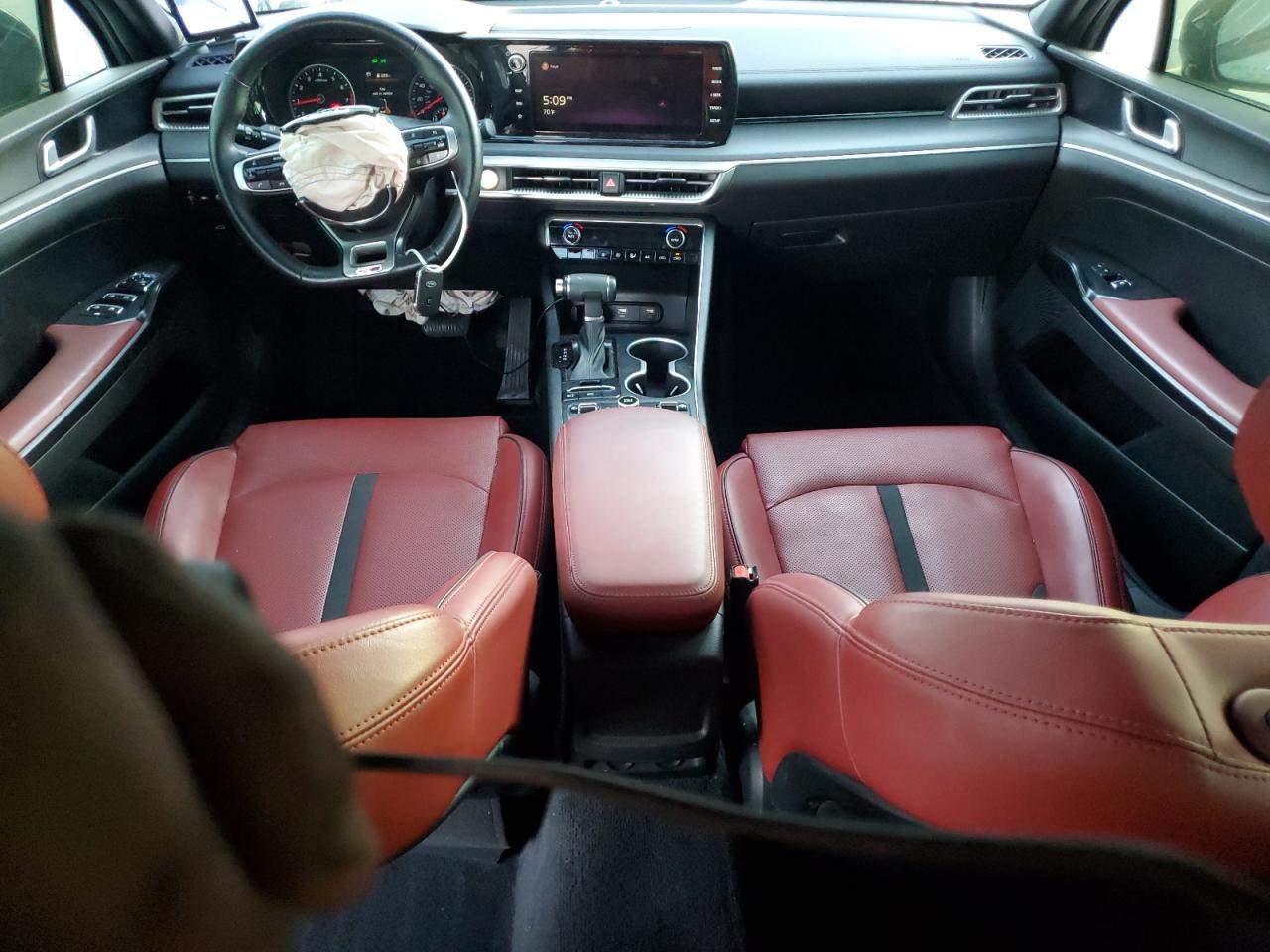 Kia K5 Gt Line Image 9