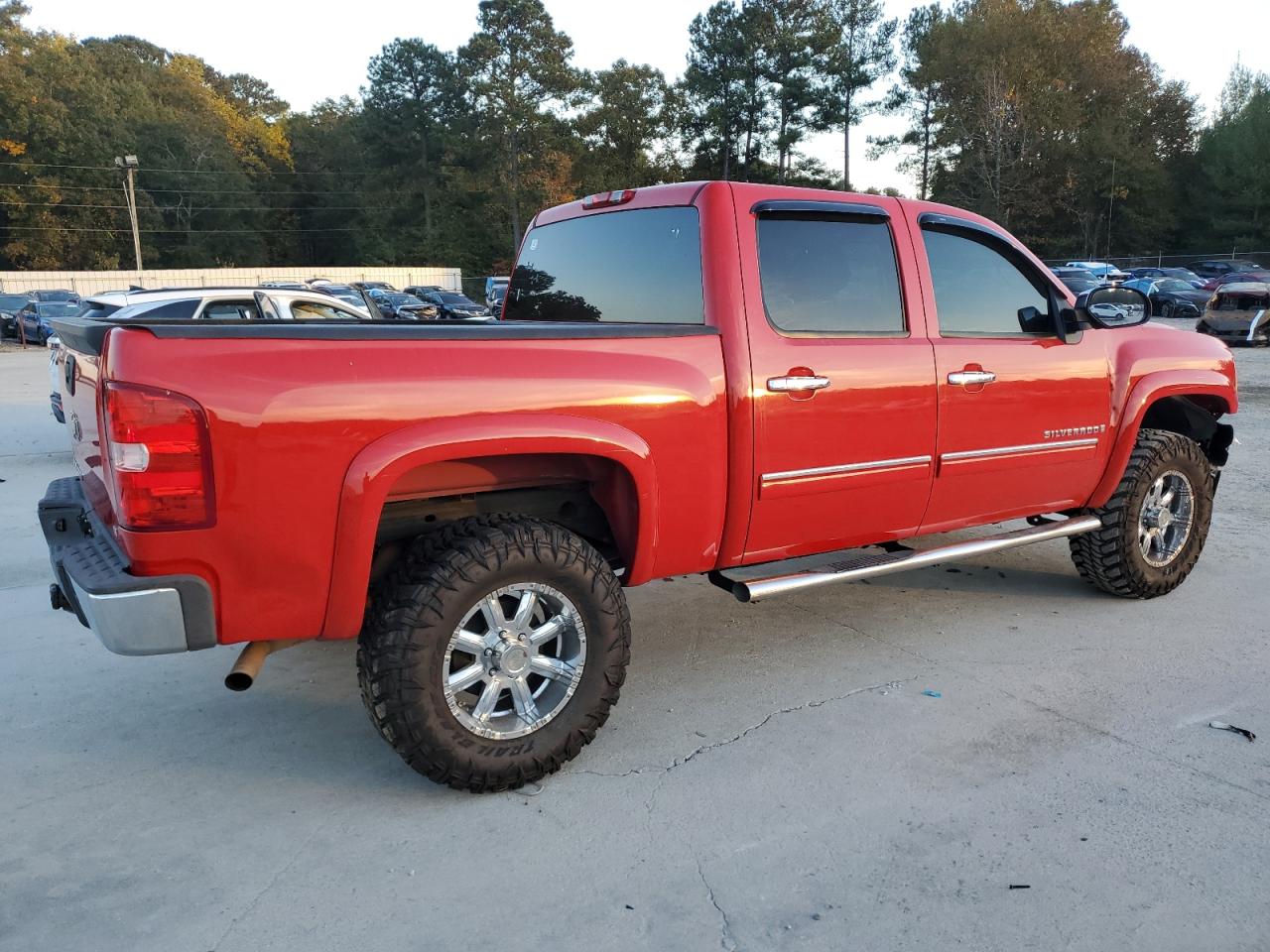 Chevrolet Silverado C1500 Lt Image 3