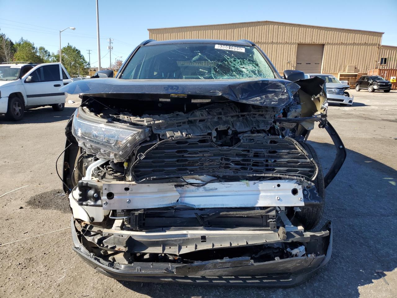 Toyota RAV4 Le Image 5