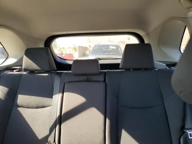 Toyota RAV4 Le Image 11