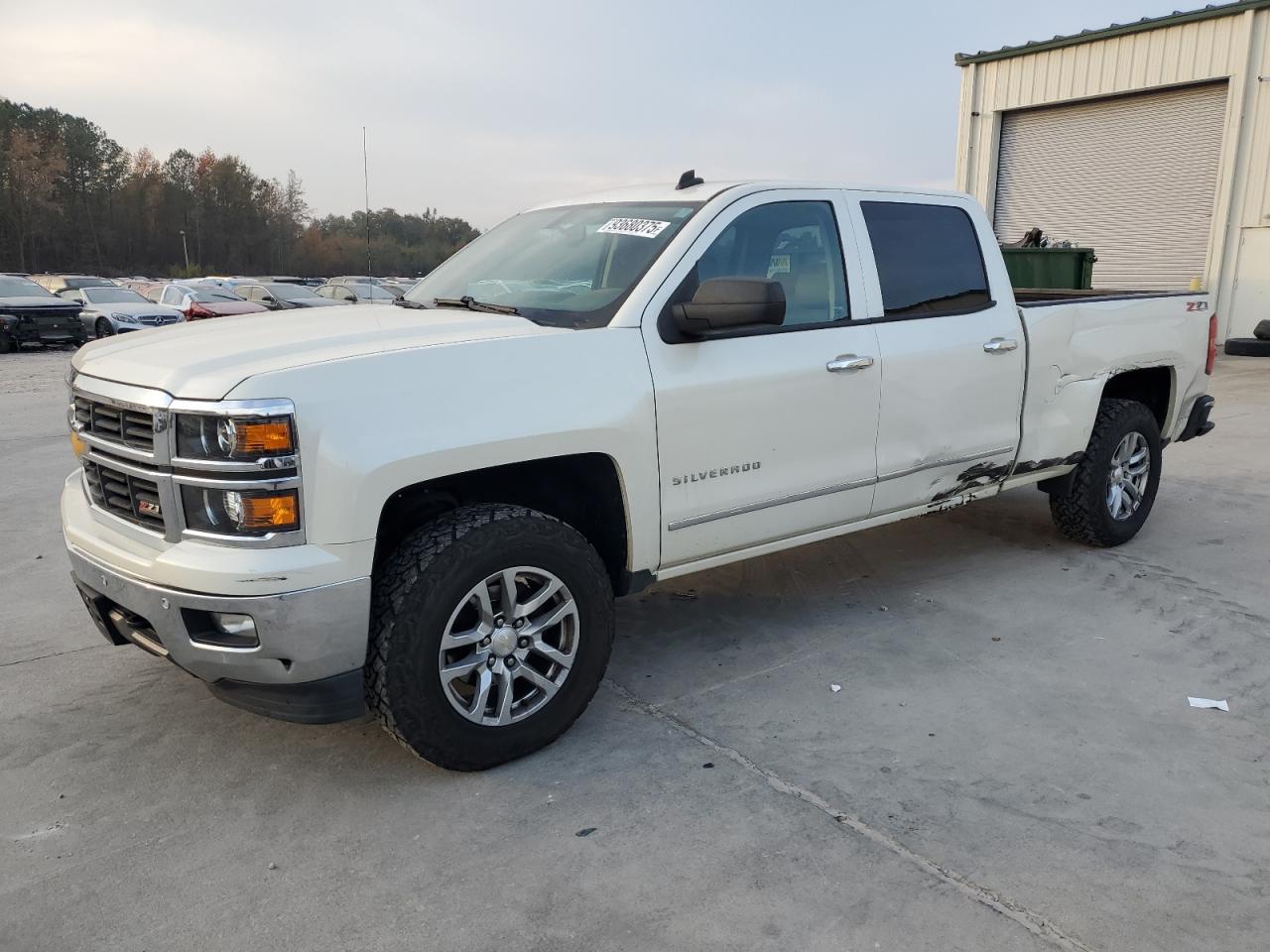 Chevrolet Silverado K1500 Ltz Image 1