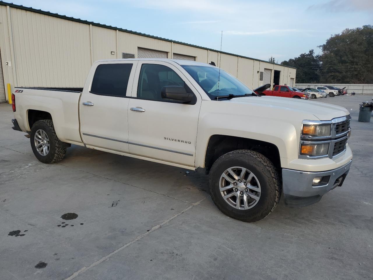 Chevrolet Silverado K1500 Ltz Image 12
