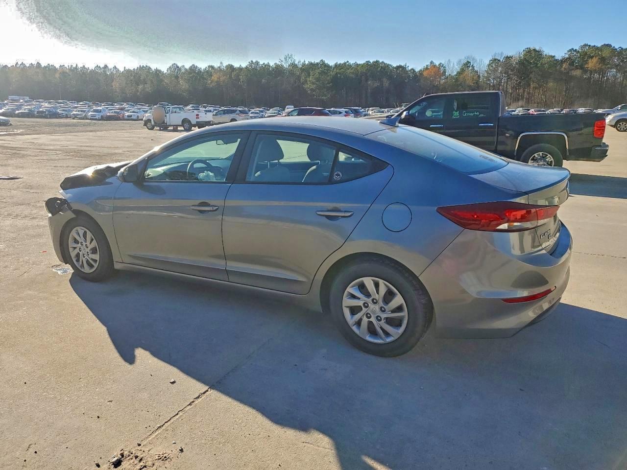 Hyundai ELANTRA Se Image 2