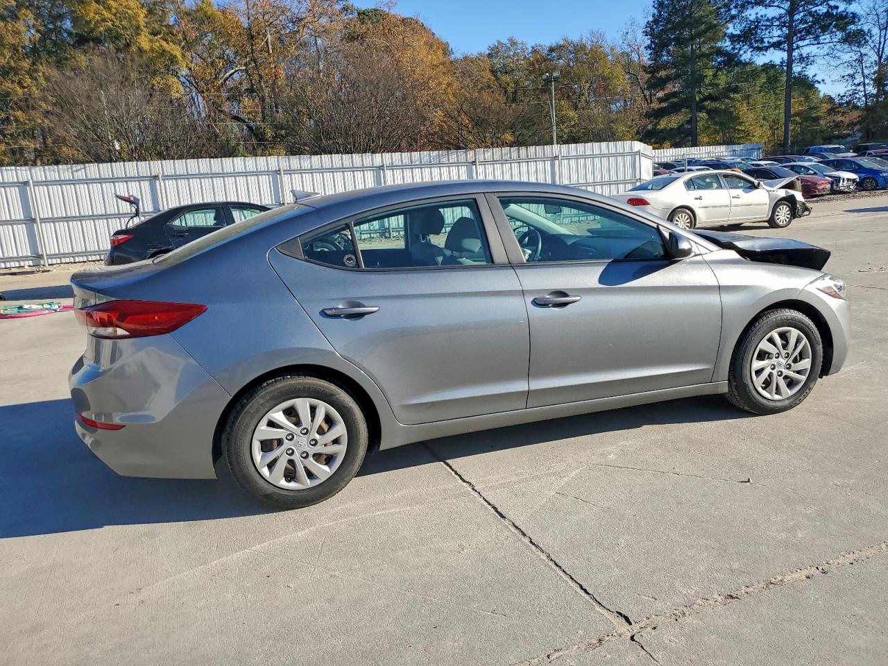 Hyundai ELANTRA Se Image 5