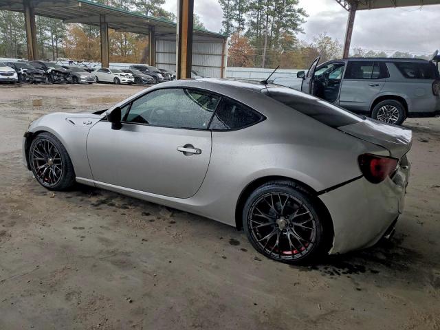 Toyota Scion Image 3