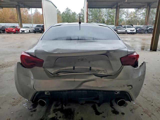 Toyota Scion Image 4