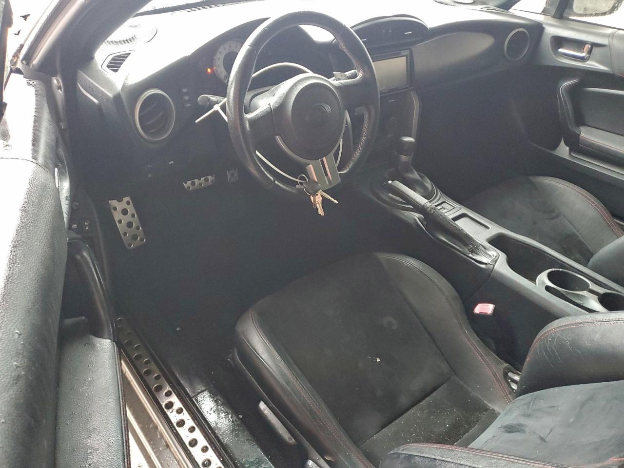 Toyota Scion Image 10