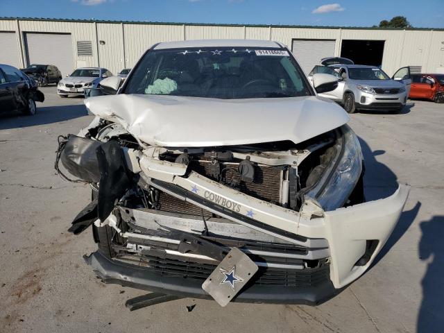 Toyota Highlander Le Image 2