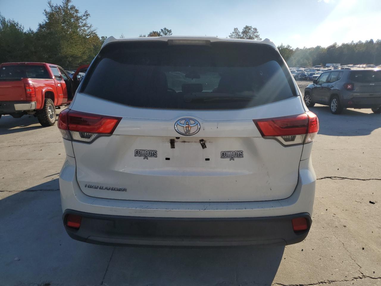 Toyota Highlander Le Image 3