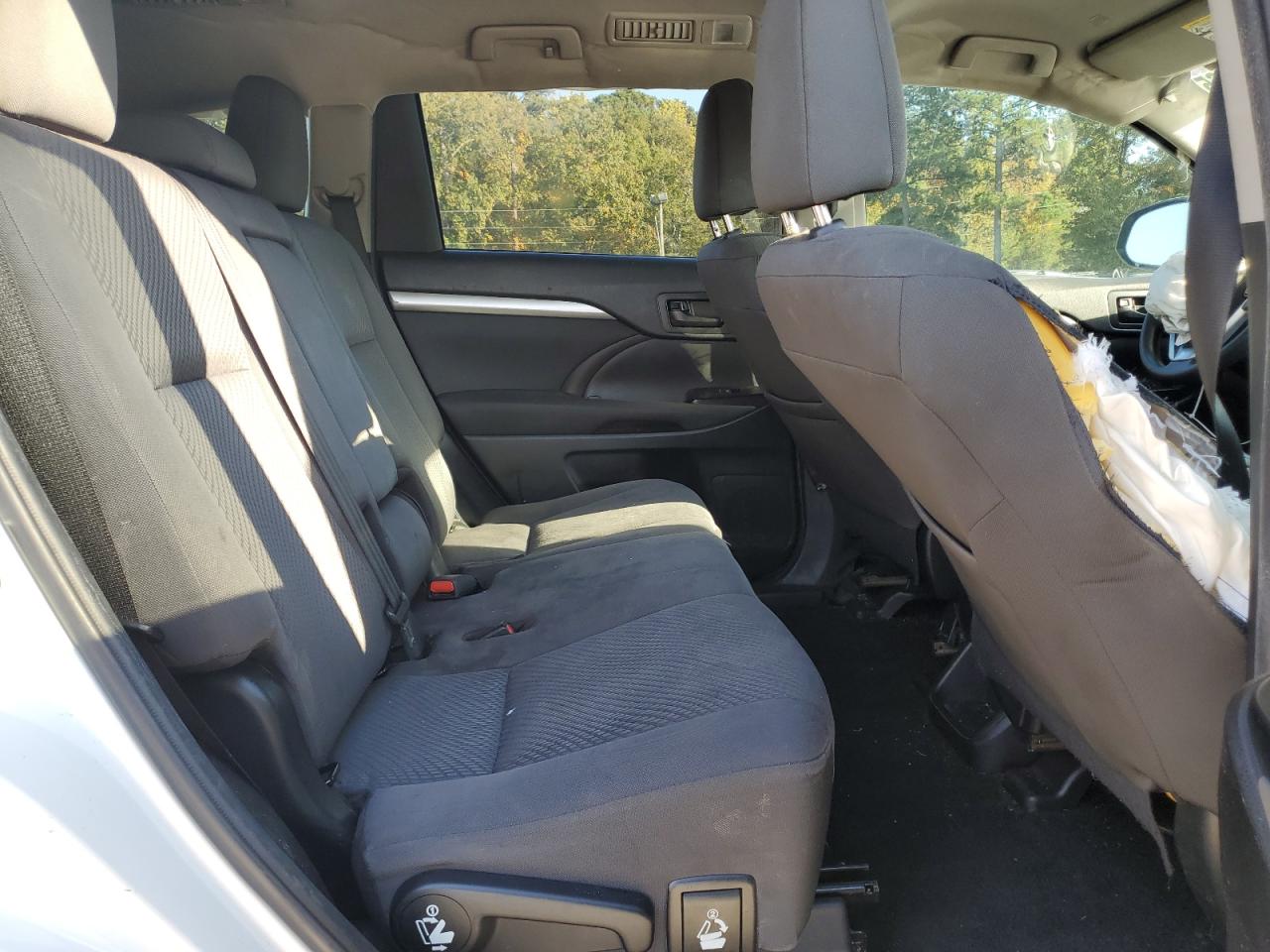 Toyota Highlander Le Image 12