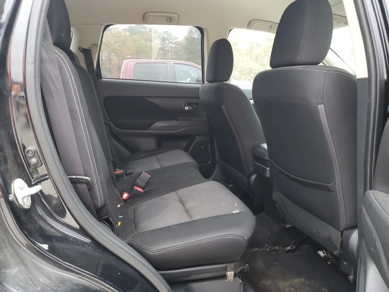 Mitsubishi Outlander Es Image 10