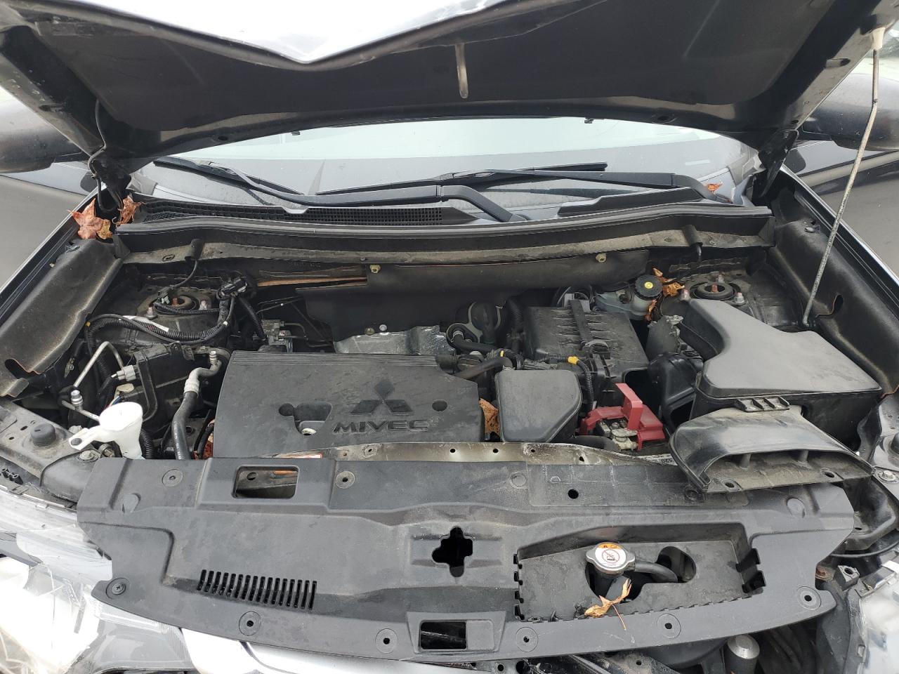 Mitsubishi Outlander Es Image 13