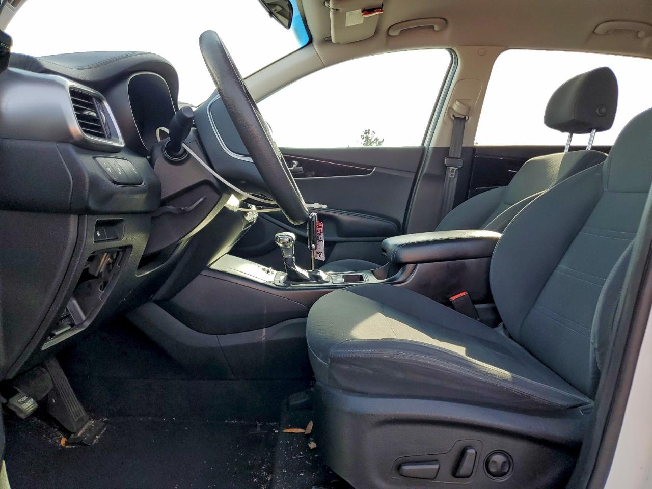 Kia Sorento Lx Image 3