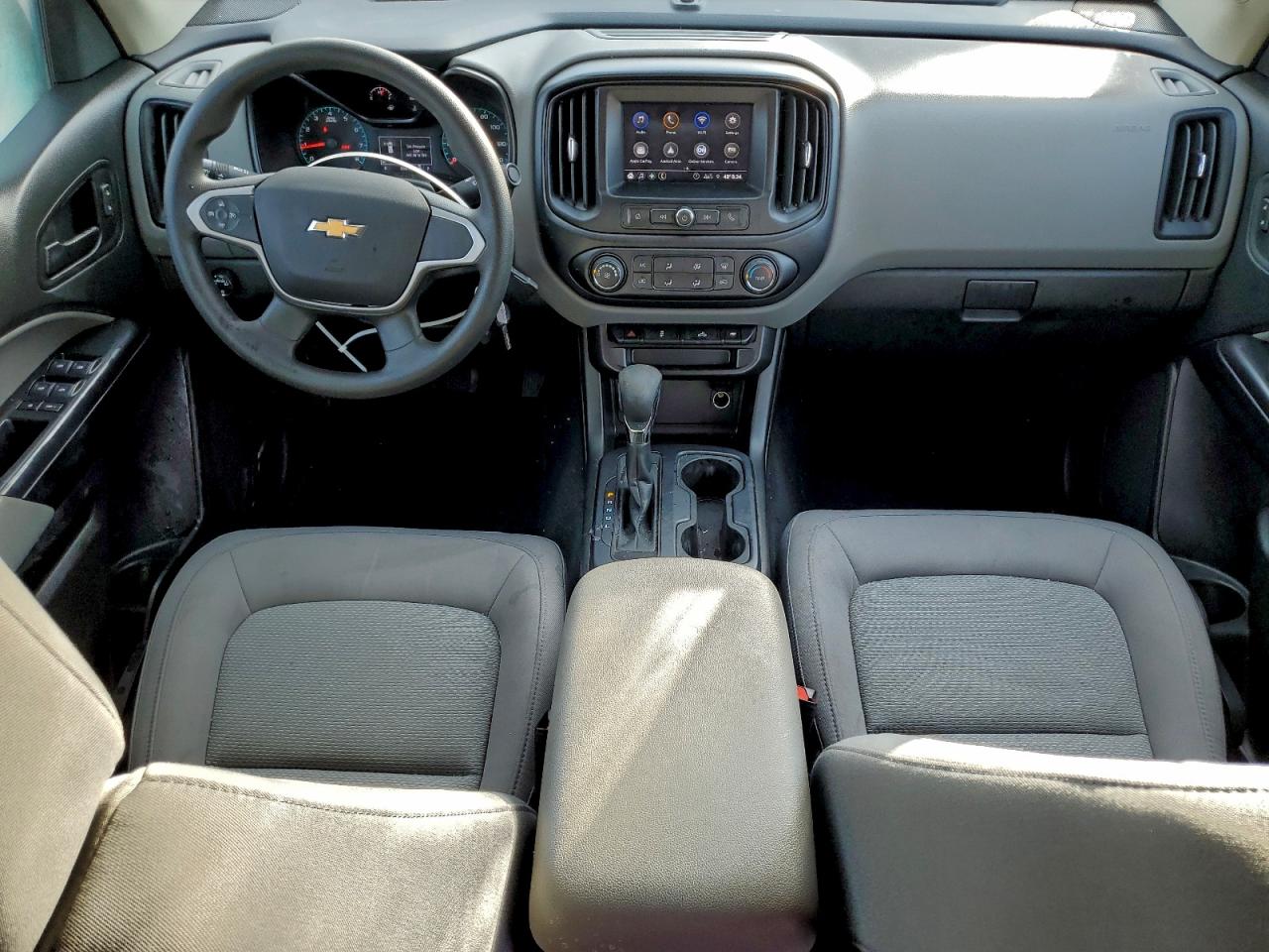 Chevrolet Colorado Image 2