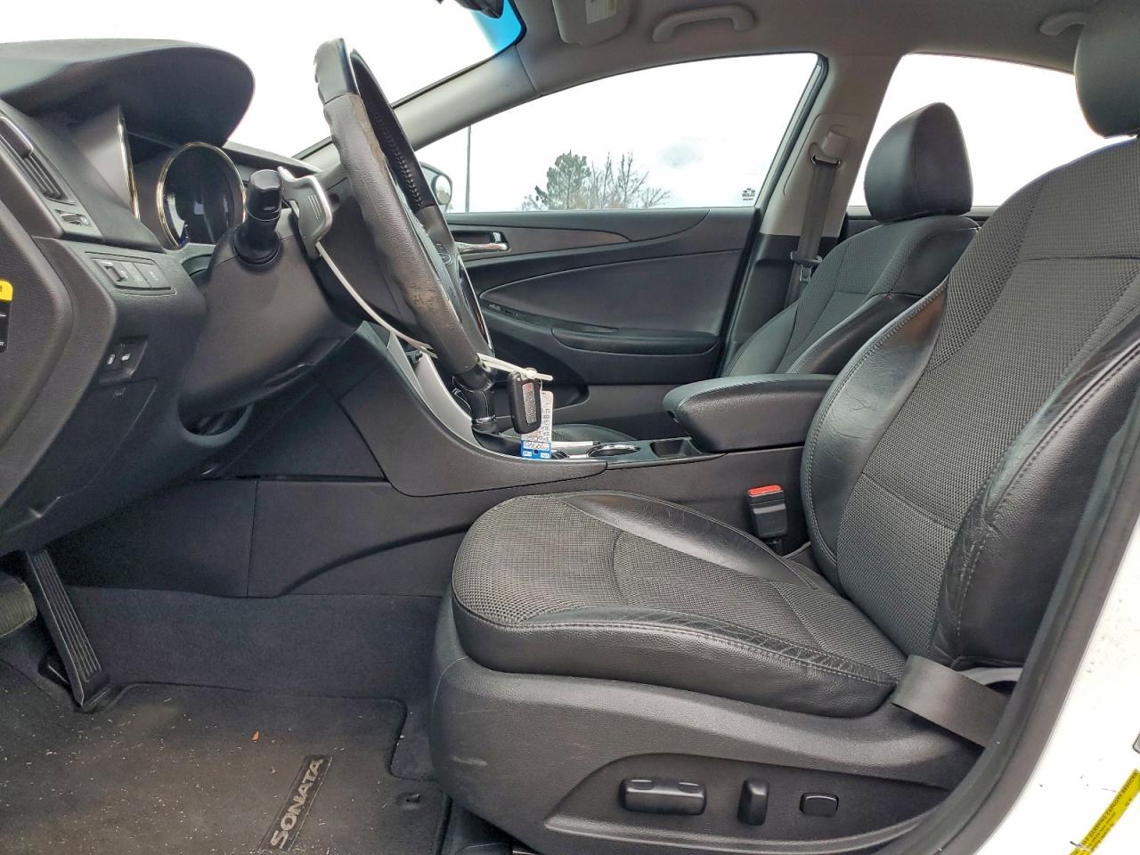 Hyundai SONATA Se Image 11