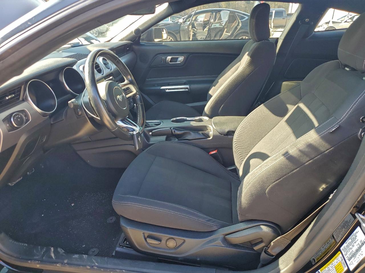 Ford Mustang Gt Image 5