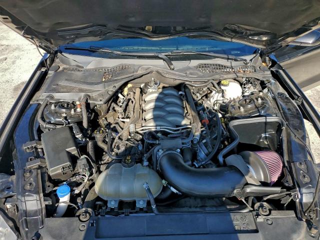 Ford Mustang Gt Image 2