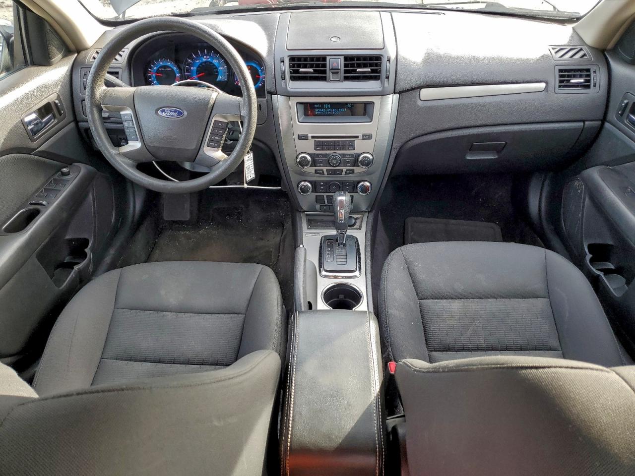 Ford Fusion Se Image 9