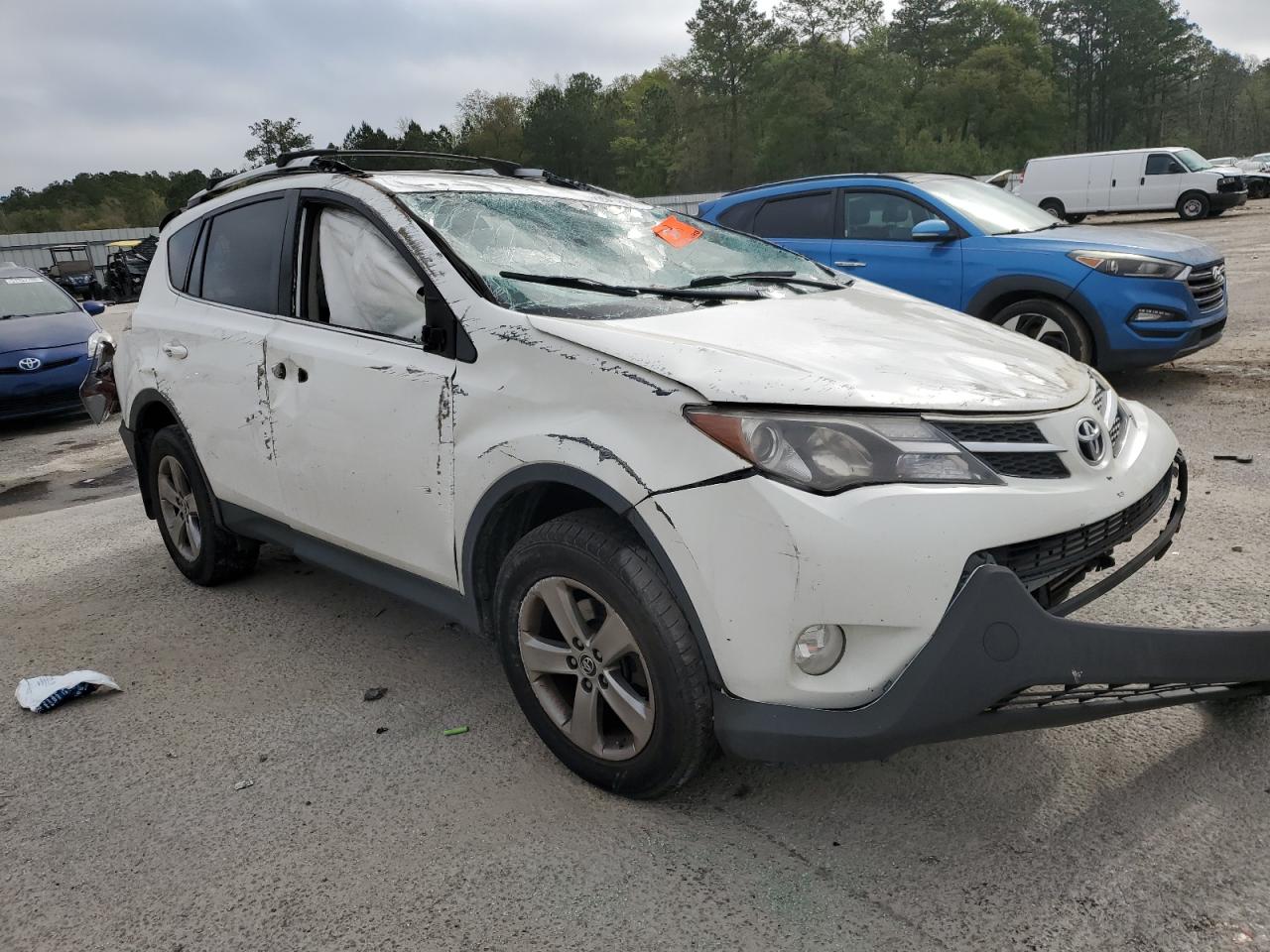 Toyota RAV4 Xle Image 6