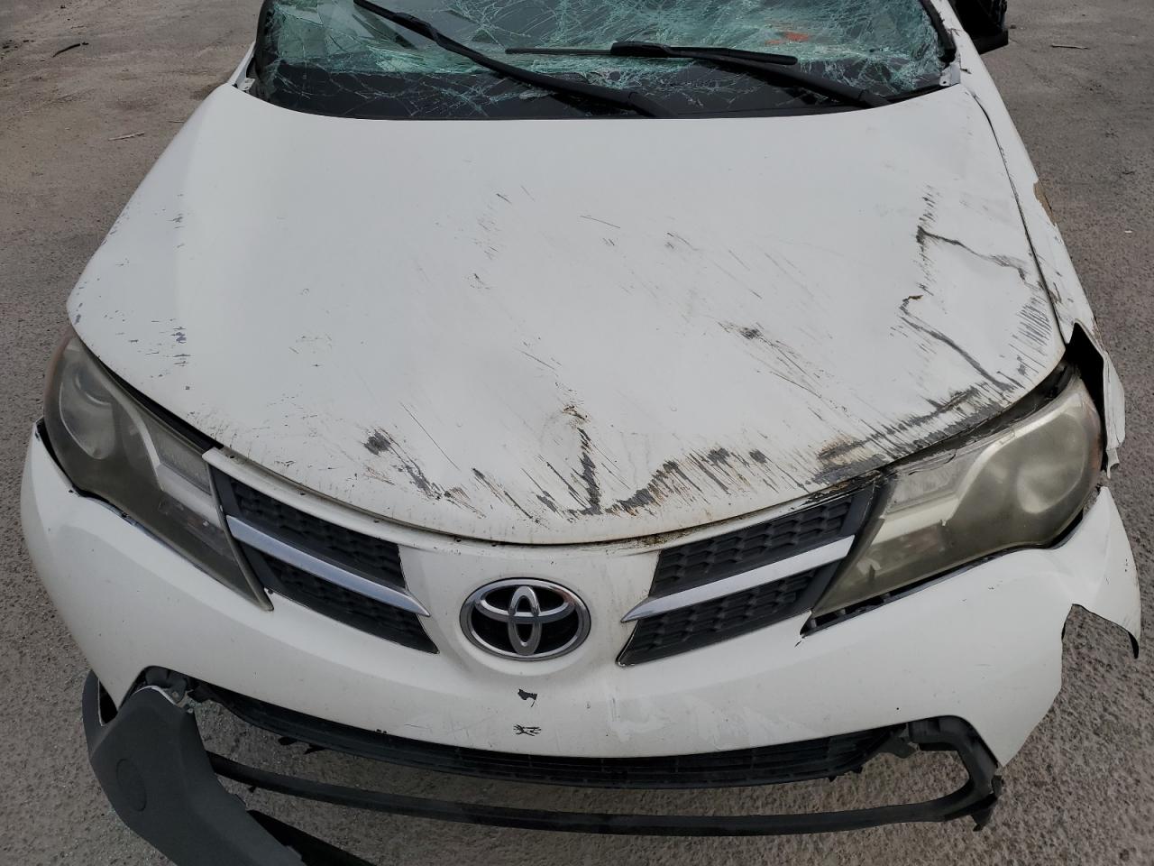 Toyota RAV4 Xle Image 10