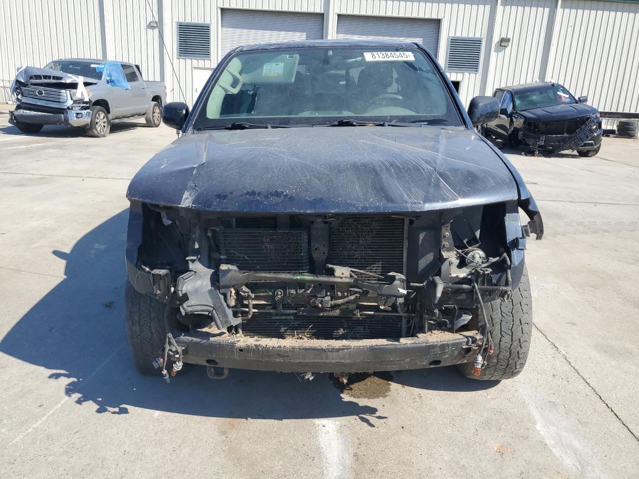 Nissan Frontier S Image 3