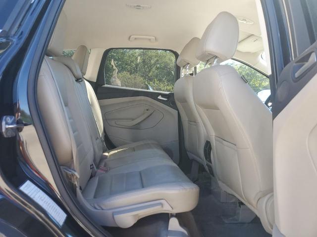 Ford Escape Titanium Image 3