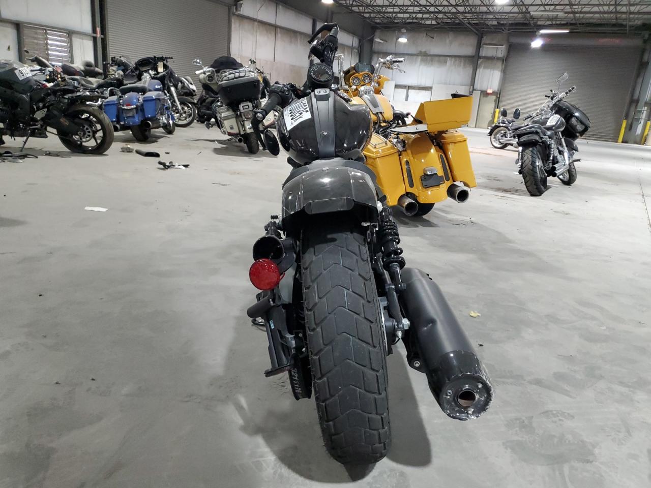 Indian Motorcycle Co Motorcycle Bobber Image 3
