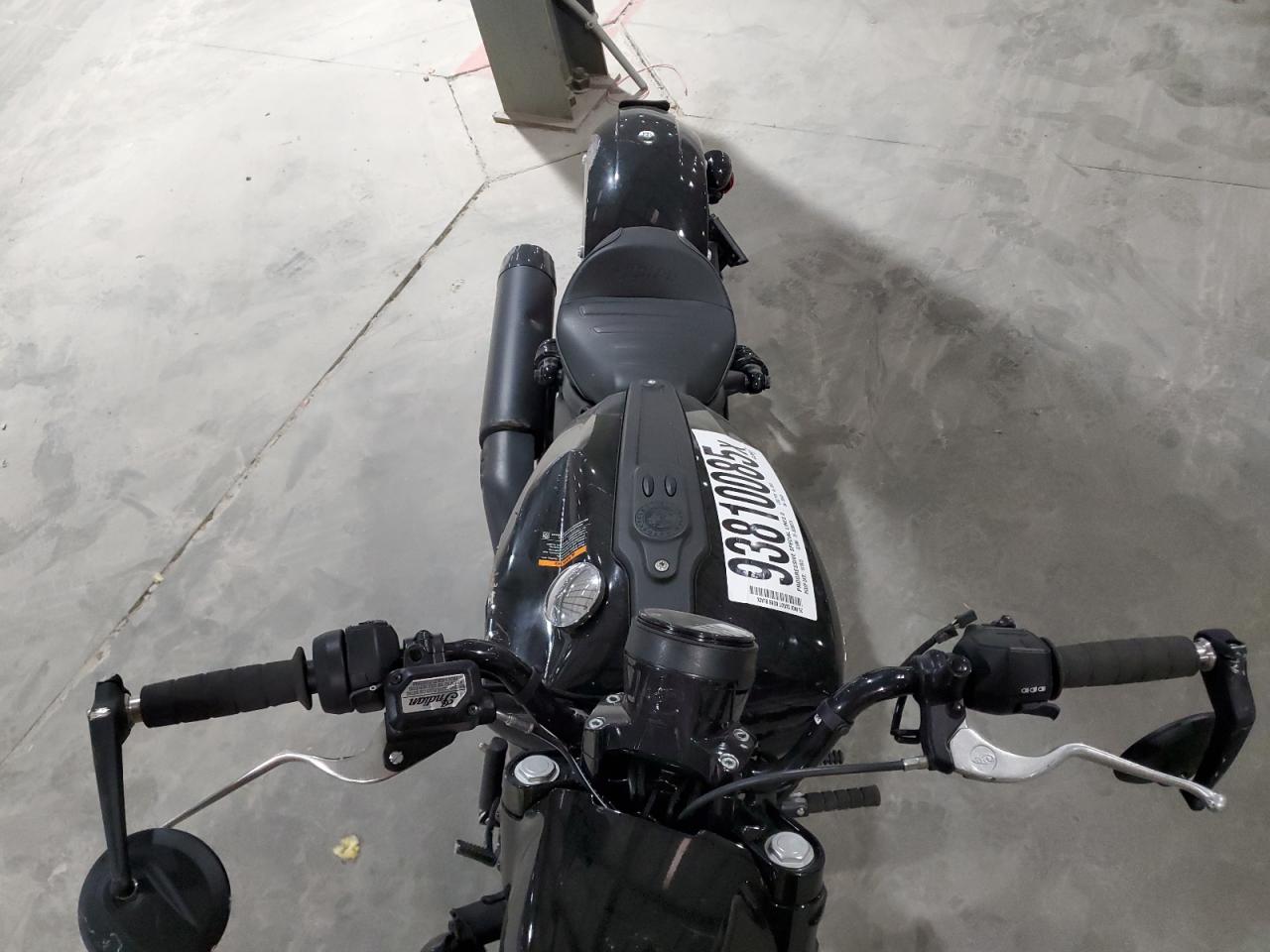 Indian Motorcycle Co Motorcycle Bobber Image 2