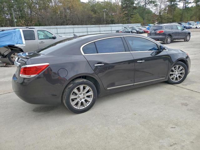 Buick LaCrosse Image 8