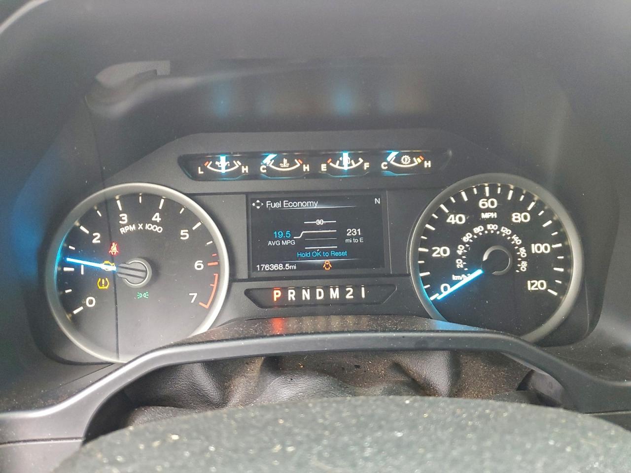 Ford F-150 Supercrew Image 12