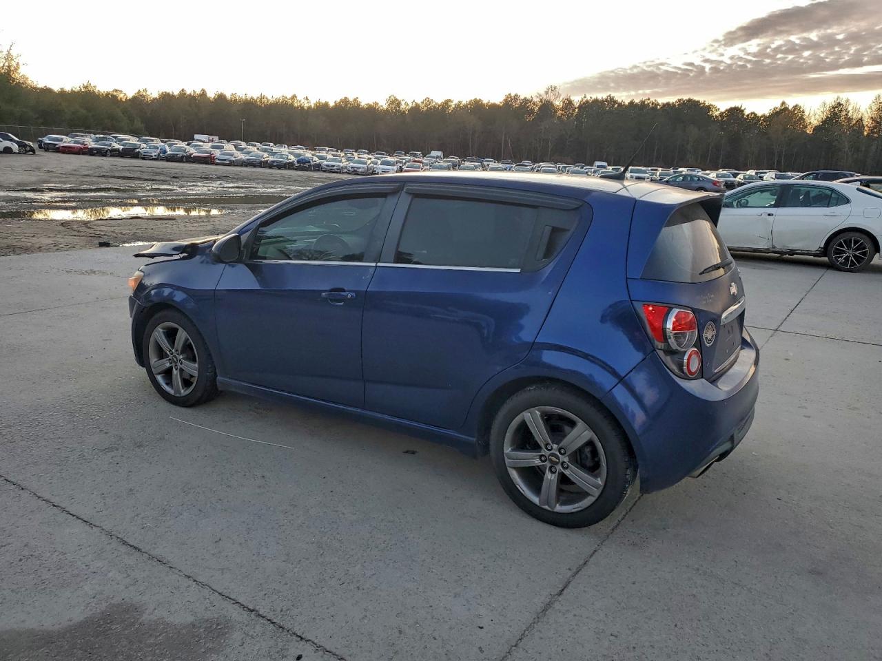 Chevrolet Sonic Rs Image 11