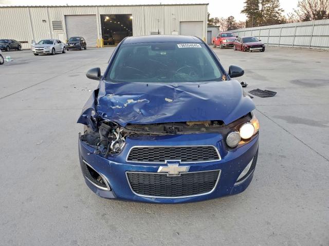 Chevrolet Sonic Rs Image 4