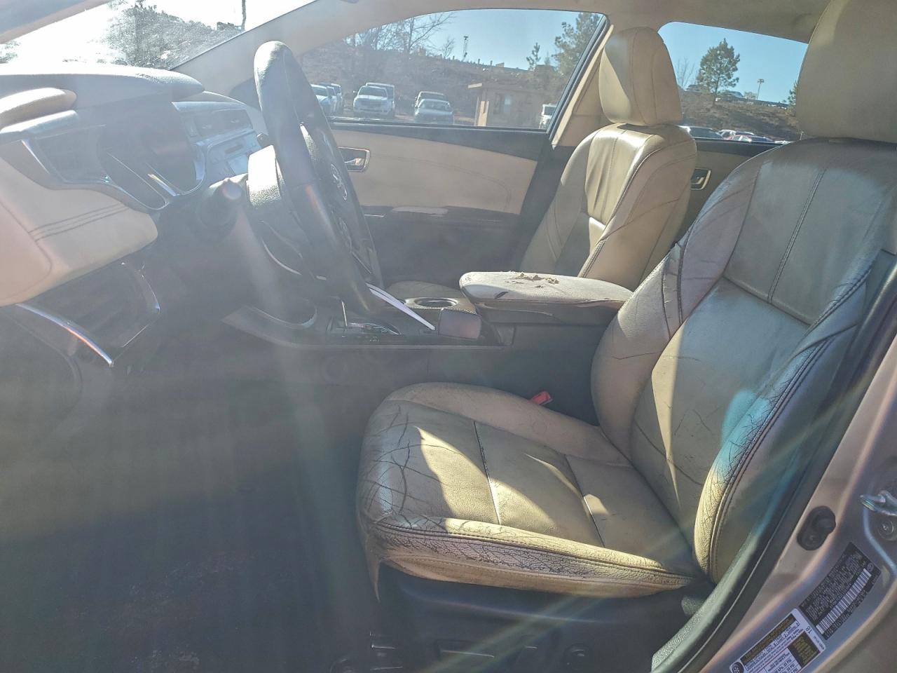 Toyota Avalon Base Image 11