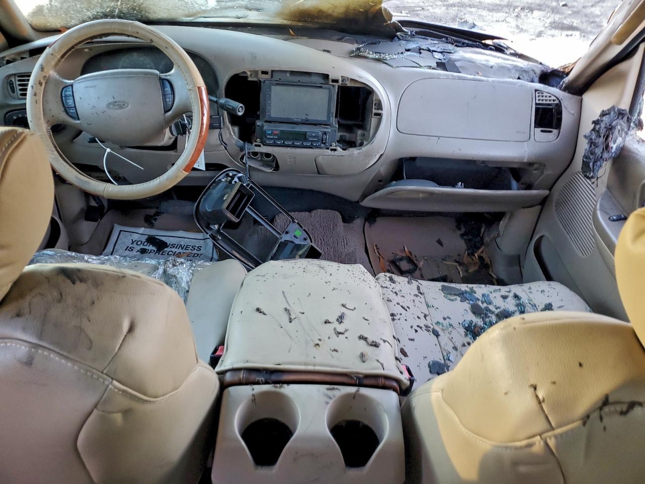 Ford F-150 Supercrew Image 5